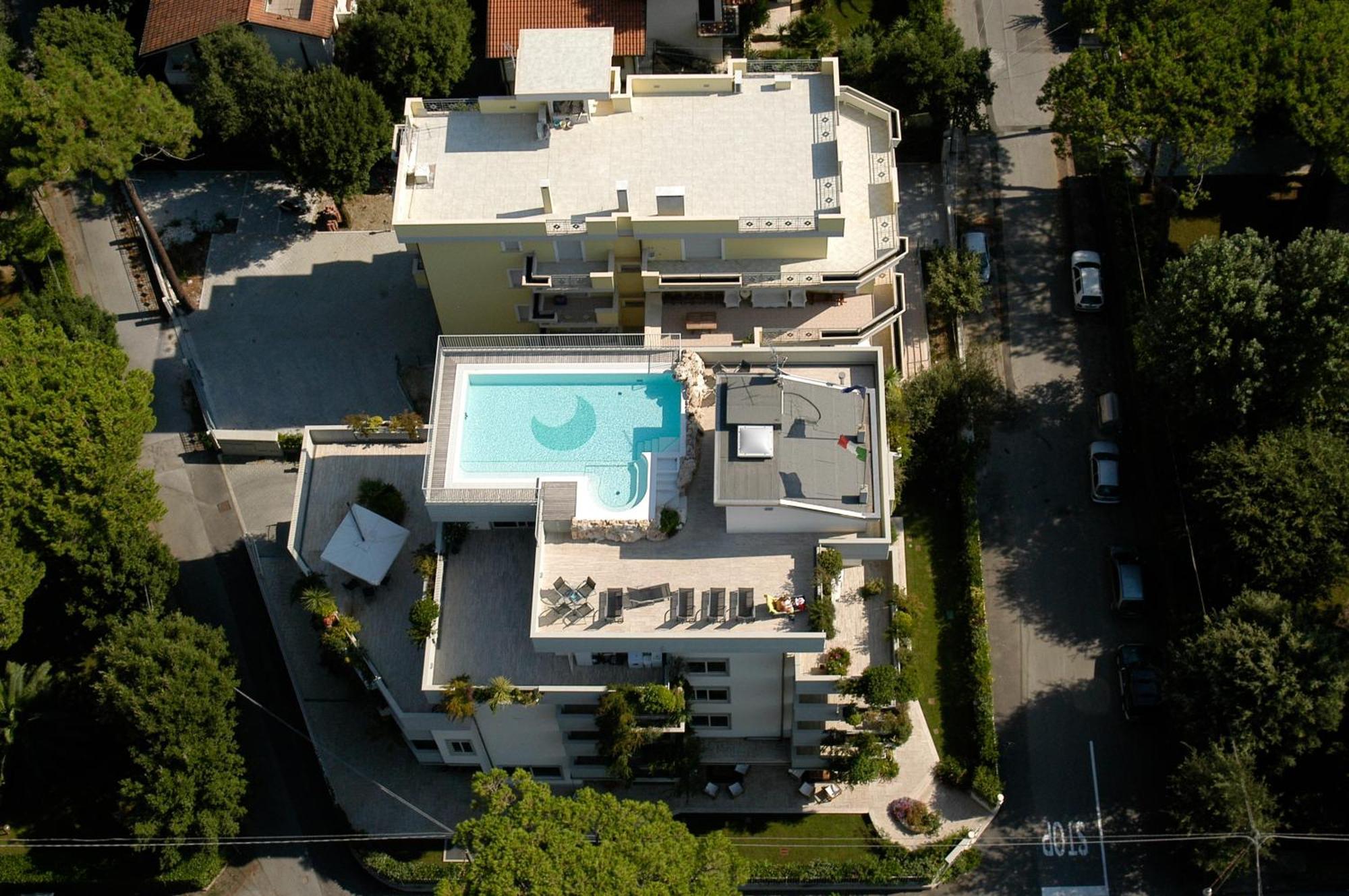 Verdeluna Aparthotel Marina di Pietrasanta Exteriér fotografie